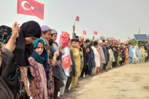 Güney Türkistan'da Kurban Bayramı öncesi bir su kuyusu ve çeşme daha hizmete girdi