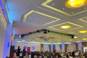 Turhal’da Dev İftar Sofrası: Gönüller Aynı Sofrada Buluştu