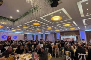 Turhal’da Dev İftar Sofrası: Gönüller Aynı Sofrada Buluştu