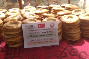 Güney Türkistan'da 1000 adet ekmek dağıtıldı