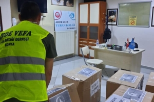 Aydıncık'a yardım malzemesi hazır