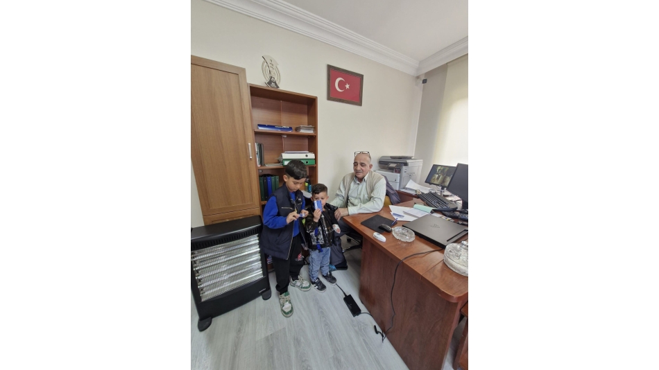 Konya’da Bayram Sevinci: 17 Çocuğumuza Bayramlık Kartları Teslim Edildi